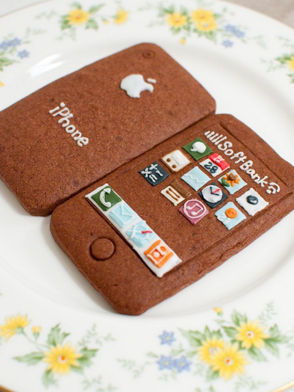 Home Made iPhone Chocolate Cookies from Japan
