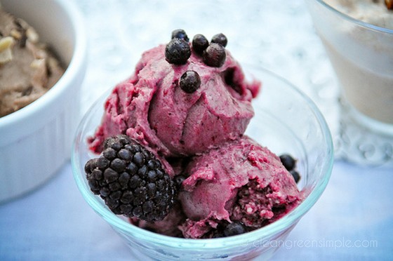 Triple Threat Ice Cream- Berries, Chocolate Peanut Butter, Vanilla