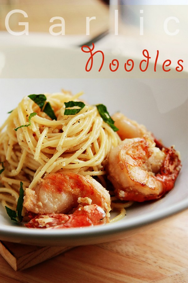 Special Garlic Noodles with Large Plump Prawn