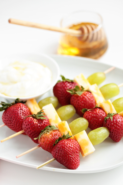 Mother’s Day Cute Fruits and Cheese Kabobs